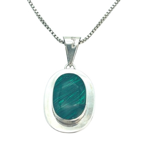 Taxco Jewelry - Vintage Silver Oval Malachite Pendant Necklace on a  925 Sterling Box Chain
